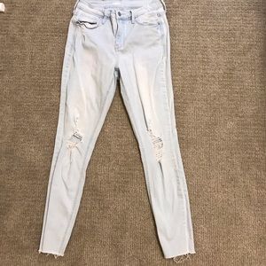 Light wash old navy rock star jeans